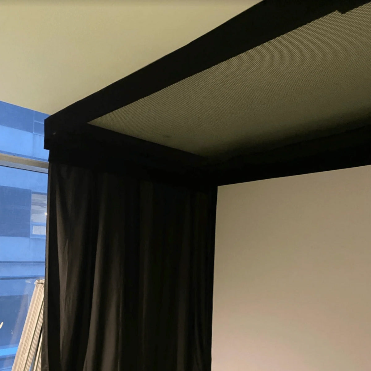 The Indoor Golf Shop - SIG Golf Simulator Curtains - Golfieshop