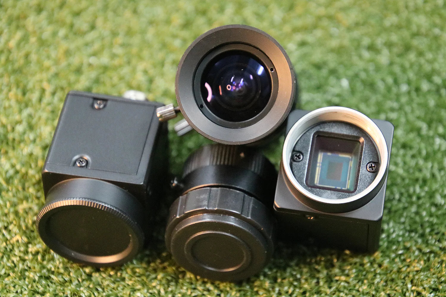 Uneekor Swing Optix Cameras Image